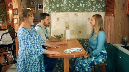 Праздники 2 сезон 1 серия