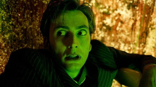 Доктор Кто 2 сезон 1 серия — кадр