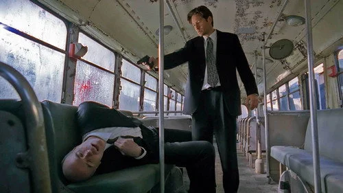 Секретные материалы 4 сезон 10 серия — кадр