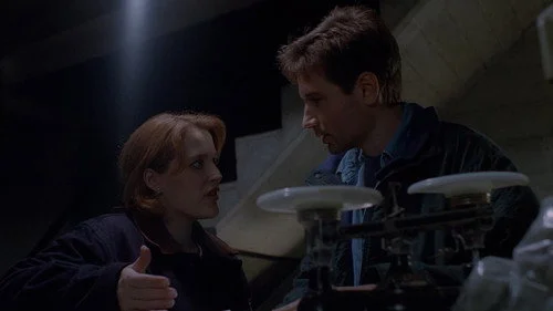 Секретные материалы 2 сезон 9 серия — кадр