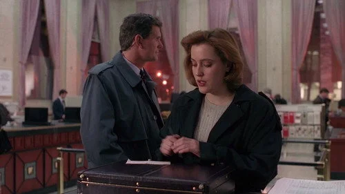 Секретные материалы 1 сезон 15 серия — кадр