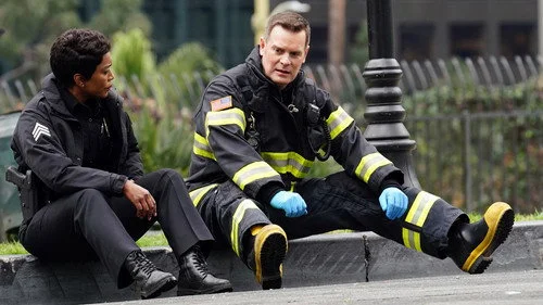 911 1 сезон 10 серия